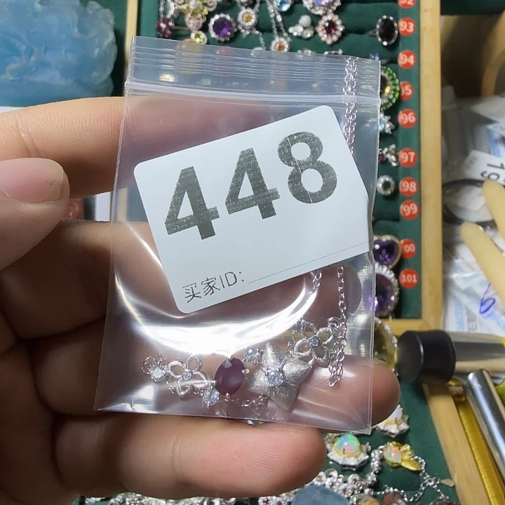 楠***n银S925镶嵌颈饰红宝石