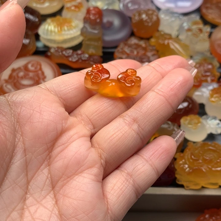 玛瑙/玉髓颈饰未镶嵌幽*儿
