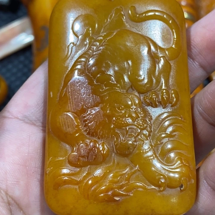 滴血莲花菩提吊坠