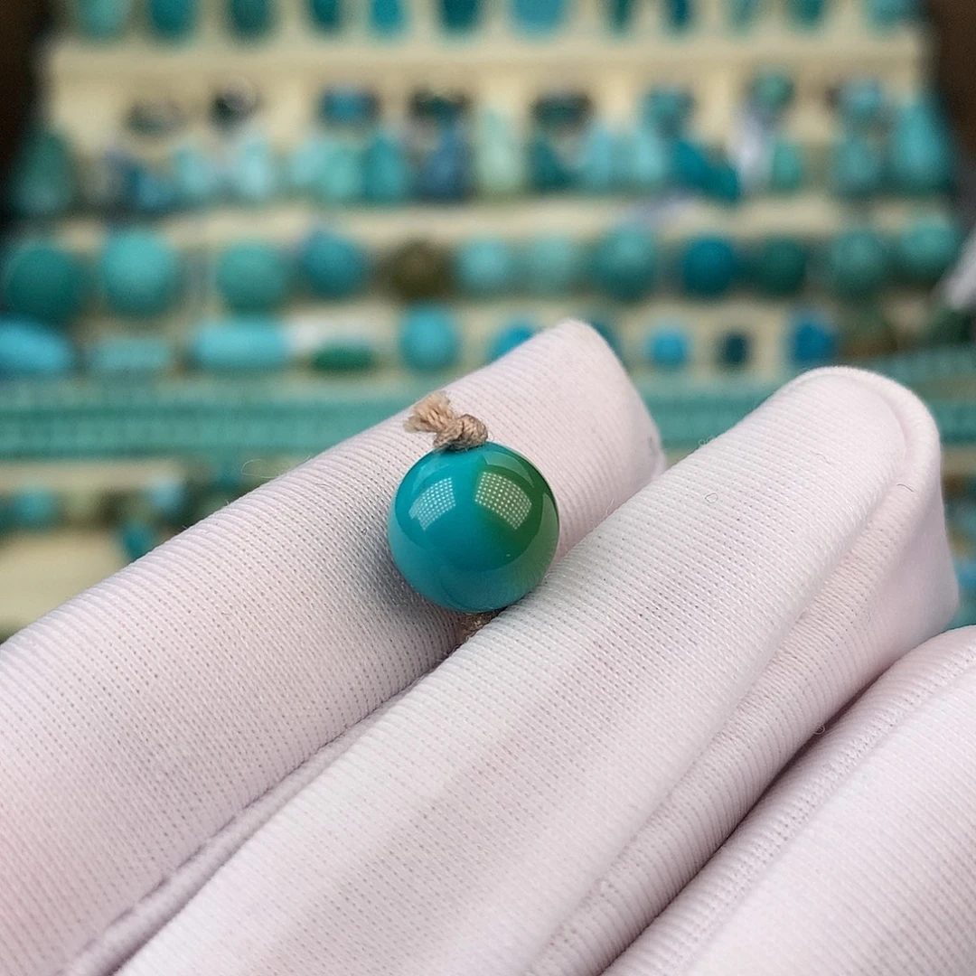 绿松石未镶嵌珠宝奇石9.2