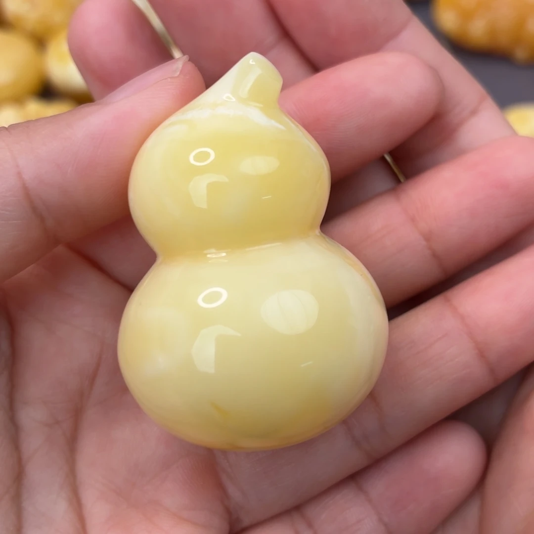 蜜蜡未镶嵌吊坠(不含链)葫芦