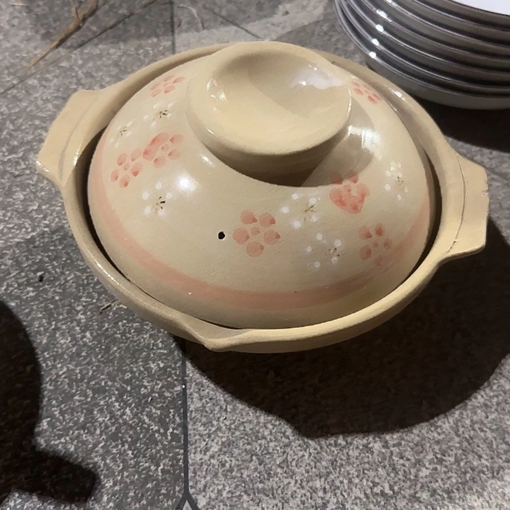 瓷片陶瓷盘子碗啥都有口径19高度6.5有瑕疵不介意去拍
