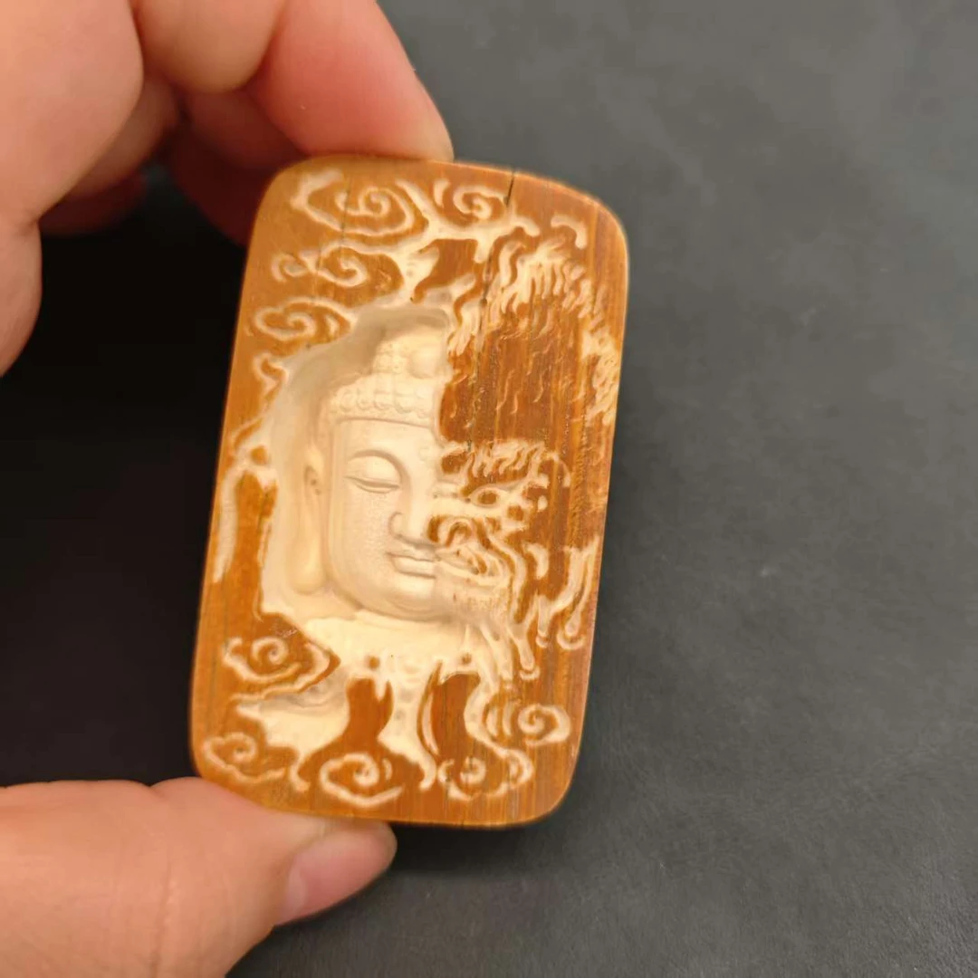 【吴】A00118一念之间猛犸牙工艺品