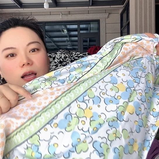 羊驼毛法兰绒绿色小花四件套