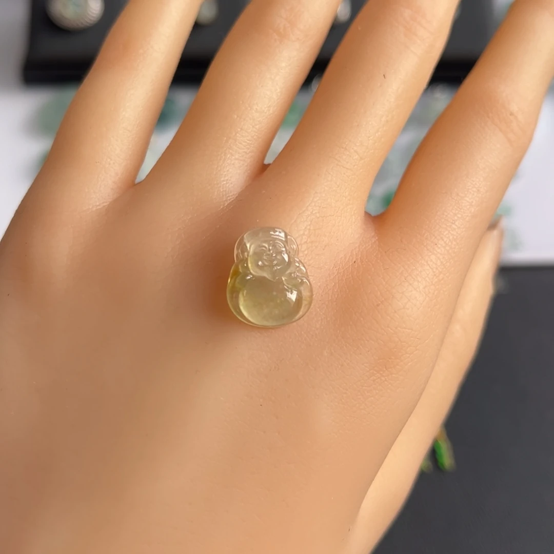 翡翠未镶嵌颈饰财米爷