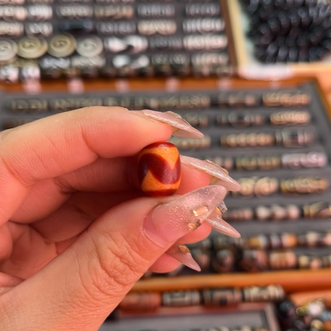 玛瑙/玉髓颈饰未镶嵌一***鞋