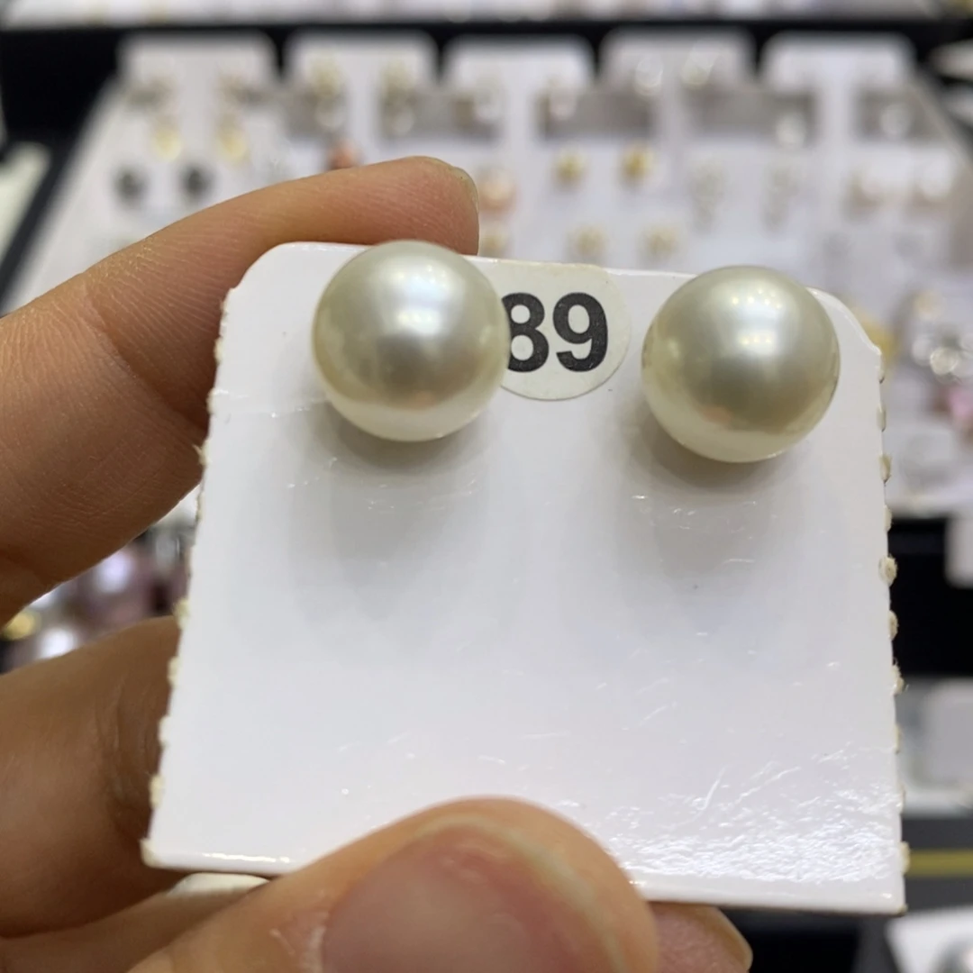 耳饰铂Pt950镶嵌海水珍珠