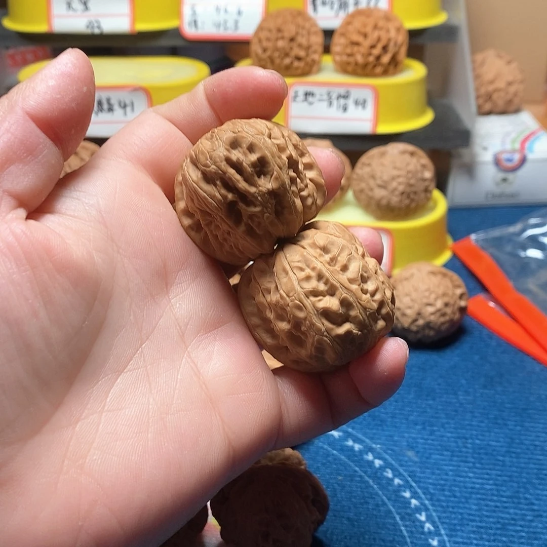 文玩核桃吊坠于*111111116