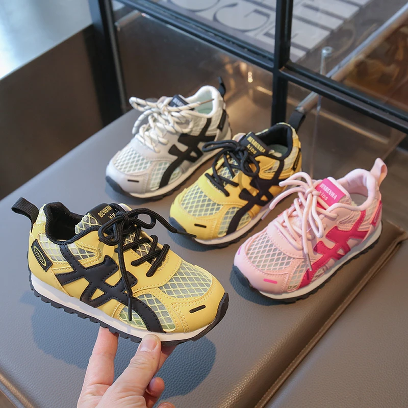 儿童运动鞋2025夏季新款透气超轻小女孩阿甘童鞋软底蕾丝单网面鞋