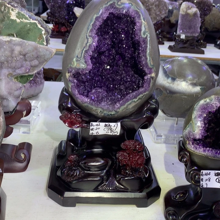 未镶嵌水晶大型摆件（非配饰）