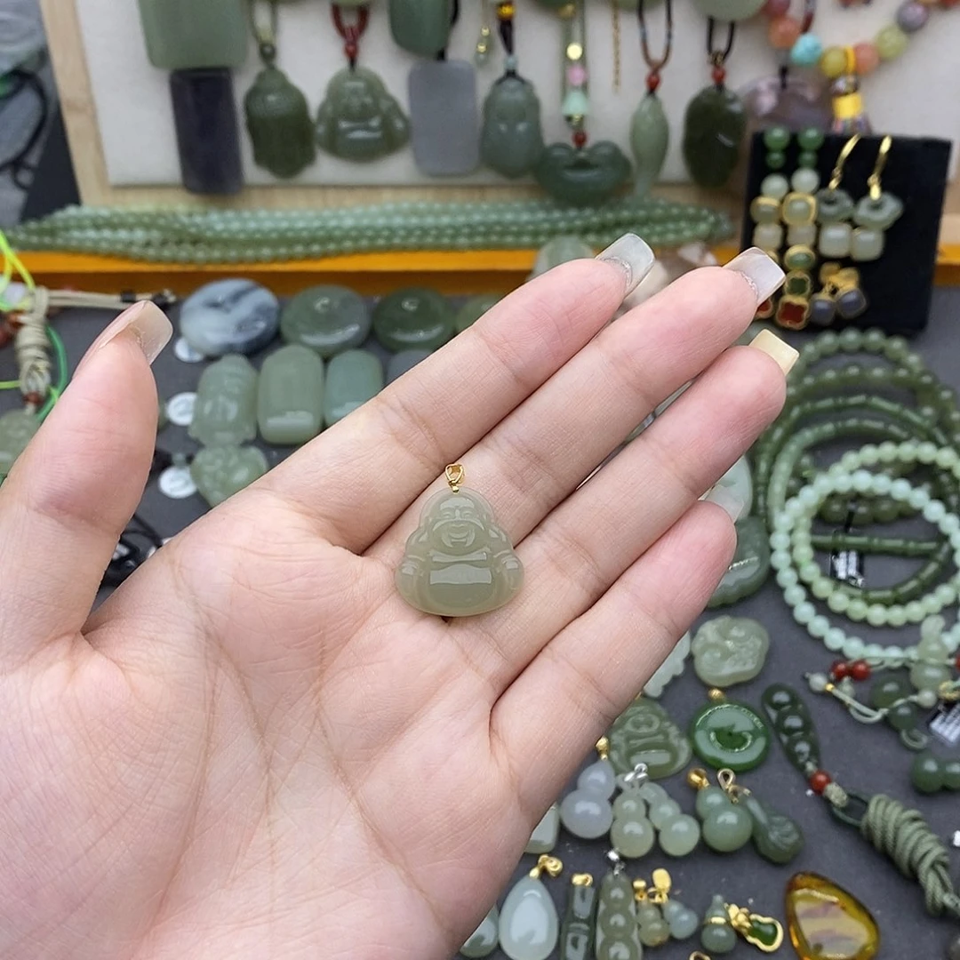 和田玉18K金镶嵌吊坠(不含链)