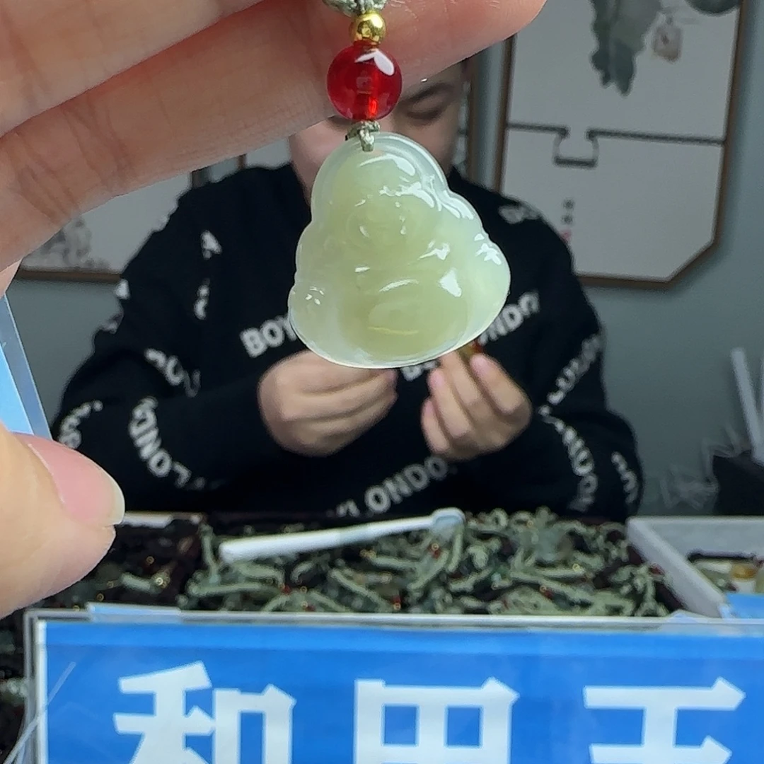 和田玉未镶嵌颈饰15mm