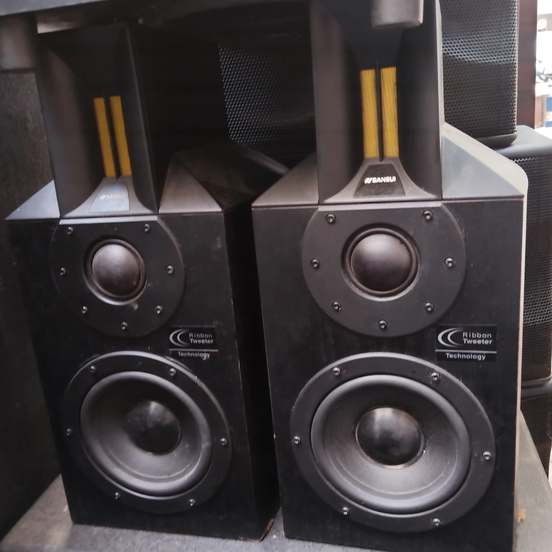 8新  山水高端书架箱一对，不包邮邮费到付，不支持退换退货