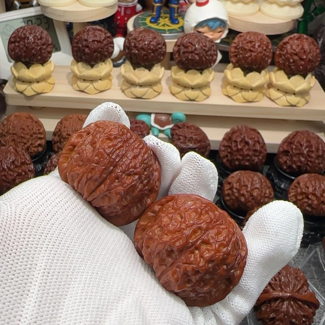 文玩核桃吊坠38全品红血麒麟