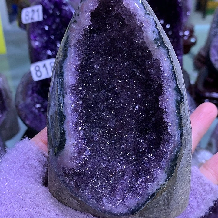 紫晶大型摆件（非配饰）未镶嵌