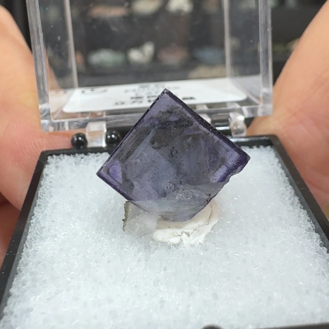 月下珠宝严选矿物