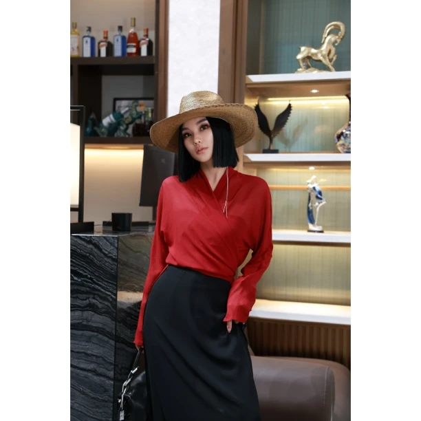 【妙妙精选】HUANGNAJI碧影云纱-气质时尚长袖系带上衣S217