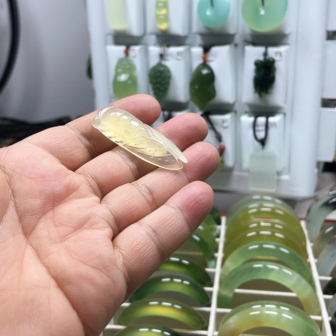 蛇纹石玉合金颈饰