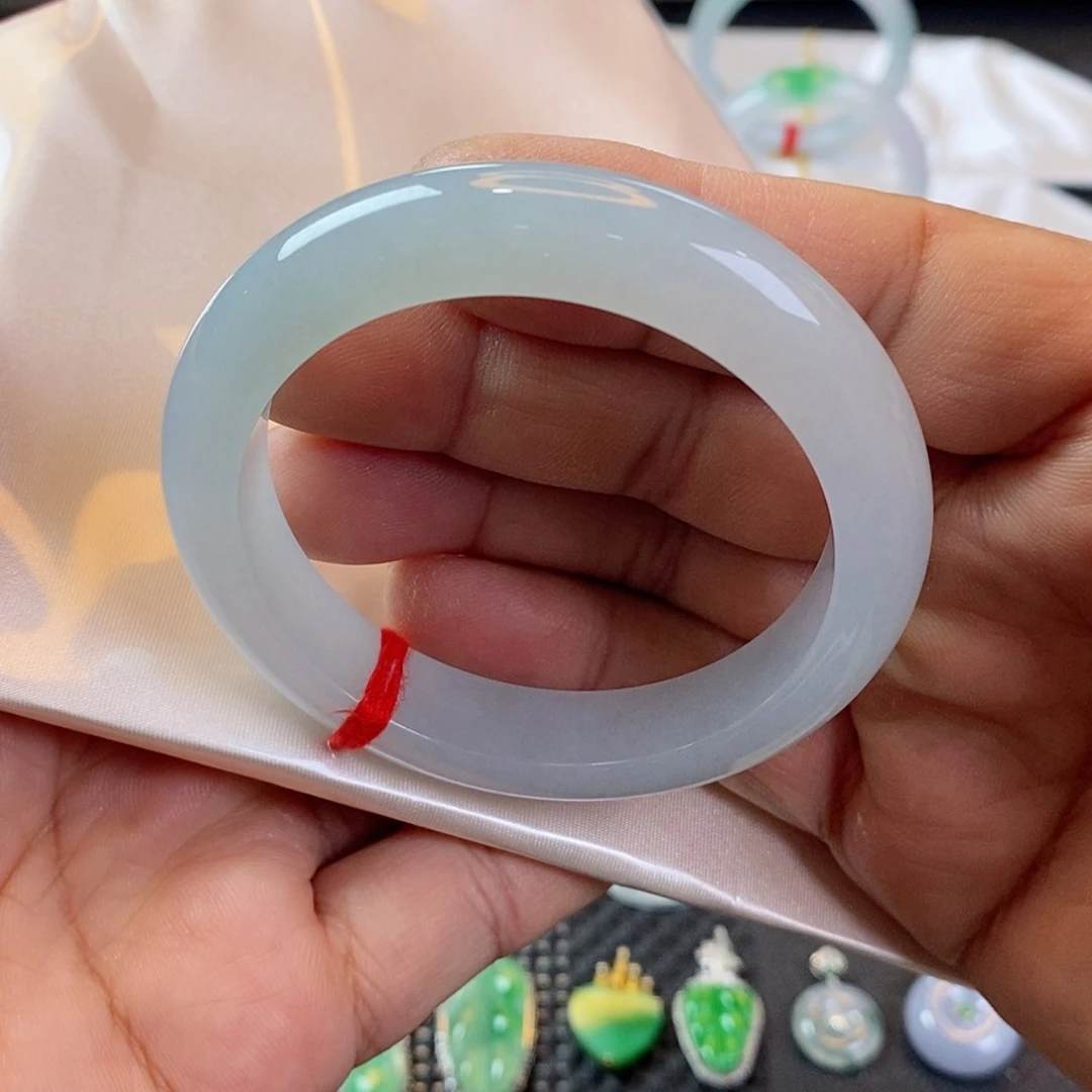 【闪购商品】未镶嵌手镯翡翠