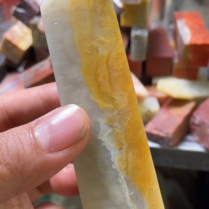 寿山石小*老挝石实在