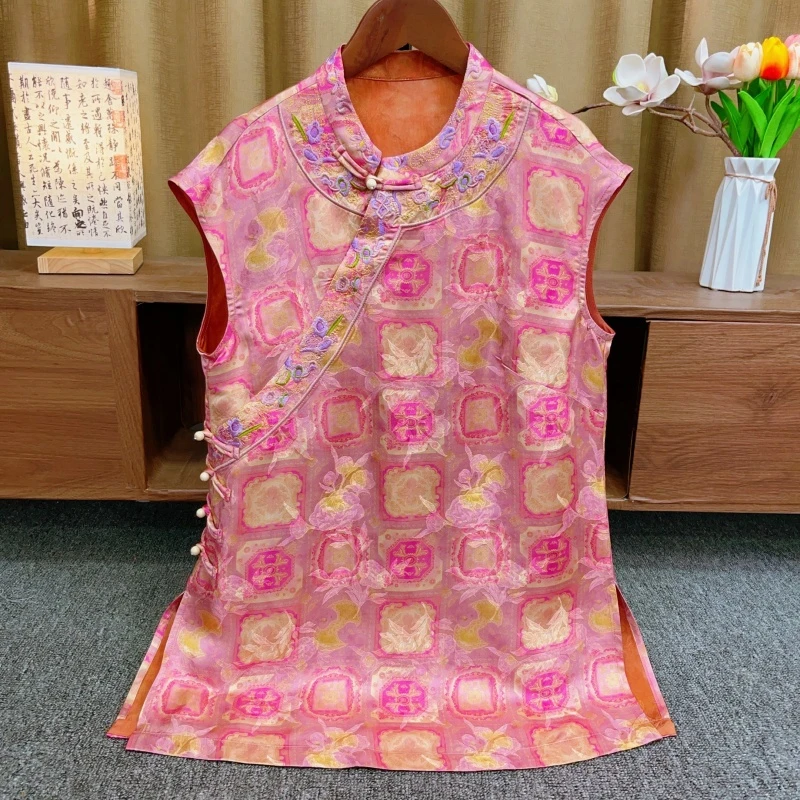 『粉窗绣影』新中式时尚粉色刺绣气质新款高级奥黛2025国风飞袖上衣