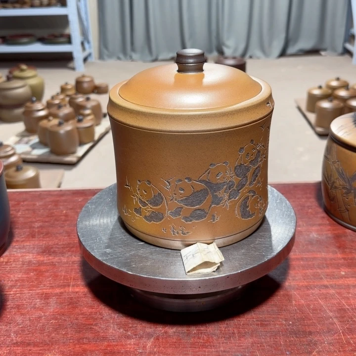 小***天紫砂茶叶罐。。。。。。。。。。