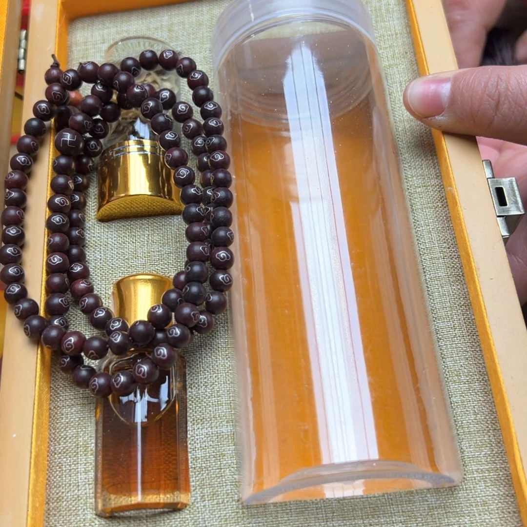 大叶紫檀（黑酸枝木类）