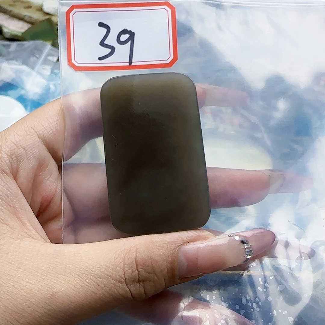 和田玉未镶嵌珠宝半成品