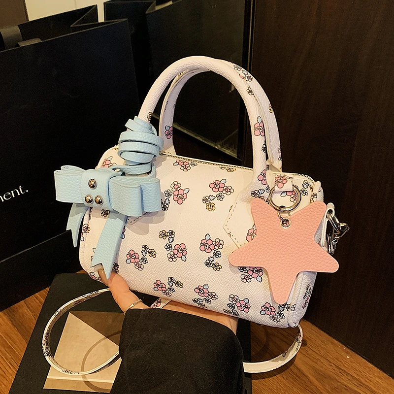 夏季流行爆款小包包女2025新款时尚百搭斜挎包超火印花手提枕头包