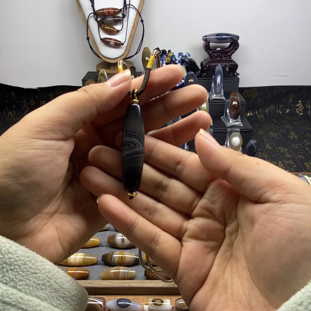 8***3玛瑙/玉髓未镶嵌颈饰