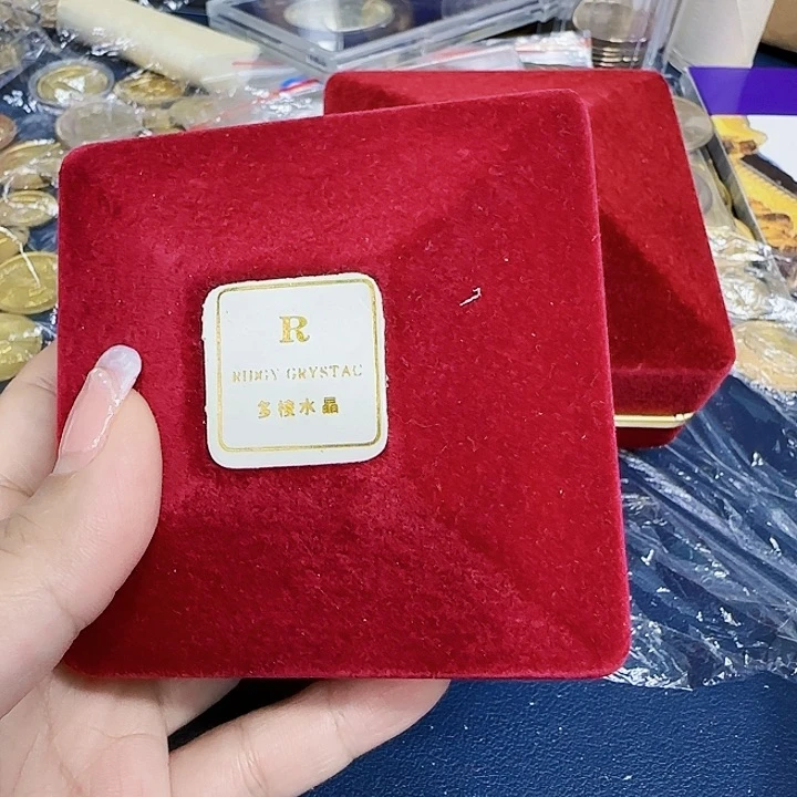 其他普通金属生肖纪念章水晶球上海造币厂