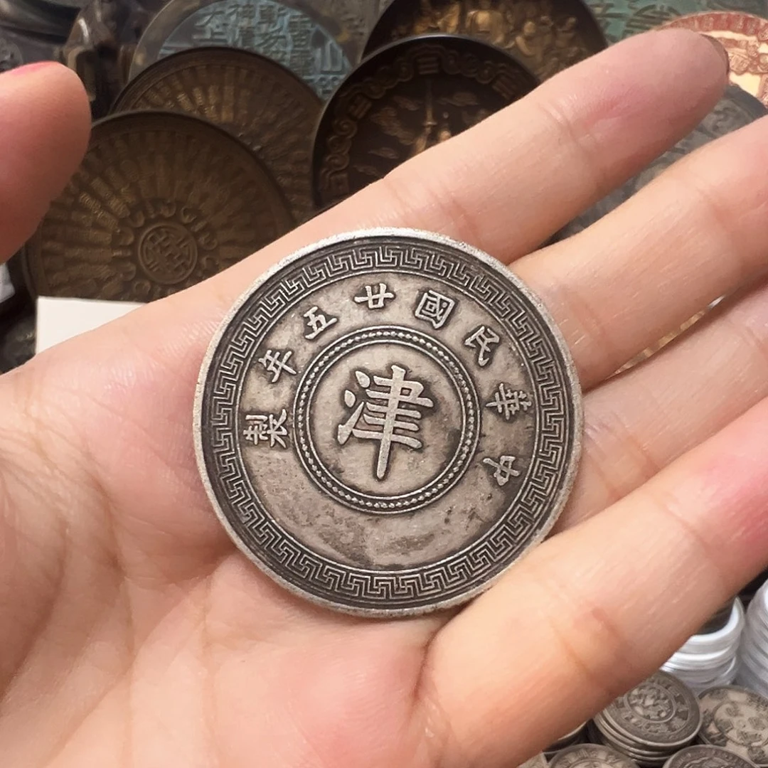 金属复古风格摆件