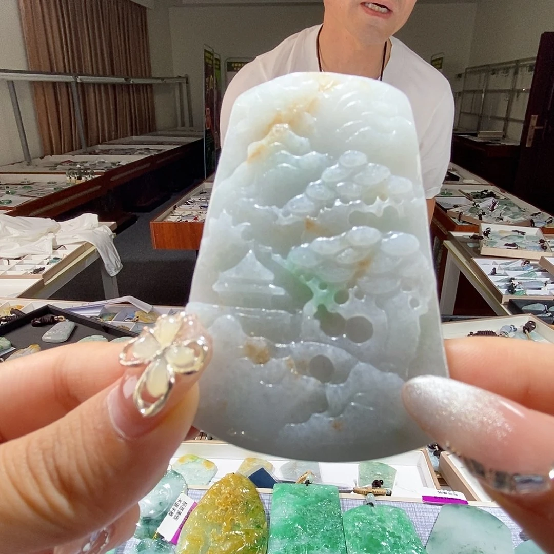 翡翠未镶嵌颈饰翡翠