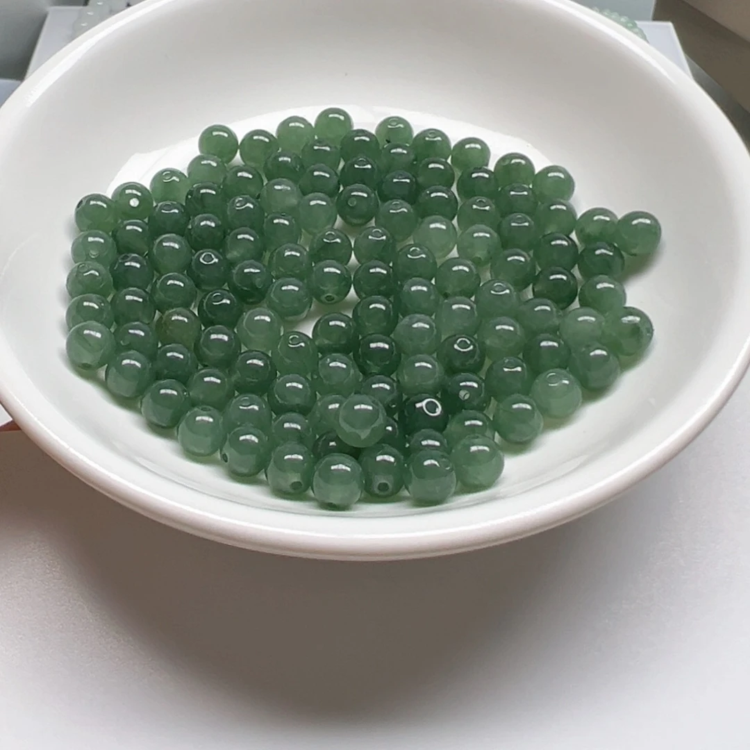 散珠翡翠纯天然缅甸翡翠A货卡6，5颗