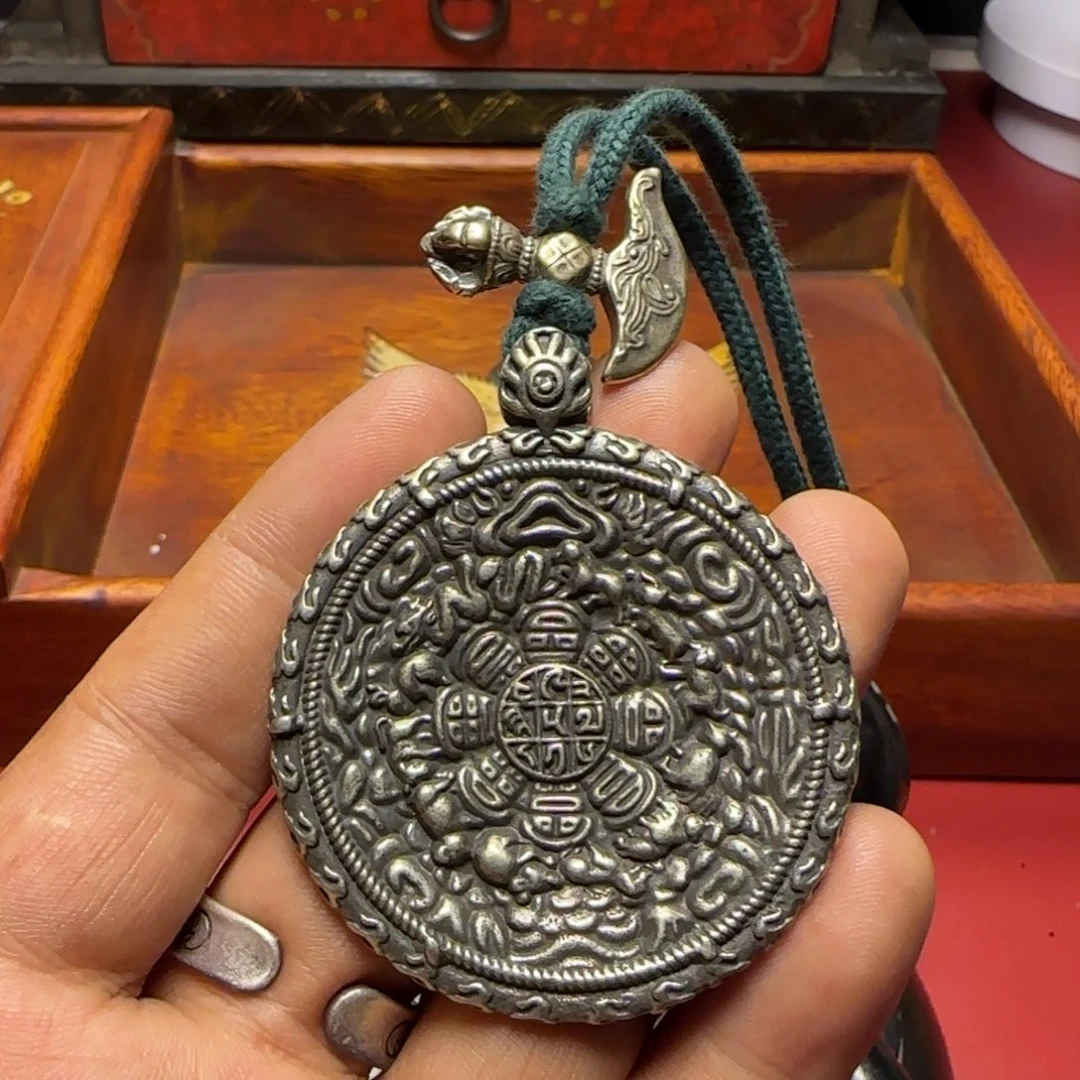 朱***飞琉璃手工艺品藏式风格小元素