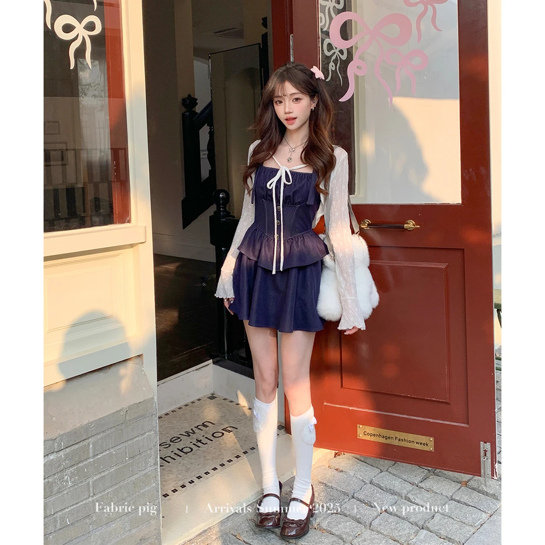 原野热恋 织物猪原创 甜辣风牛仔蓝挂脖连衣裙女夏季收腰显瘦开衫