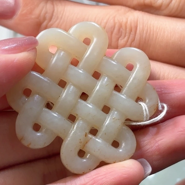 和田玉挂件未镶嵌糊**乐