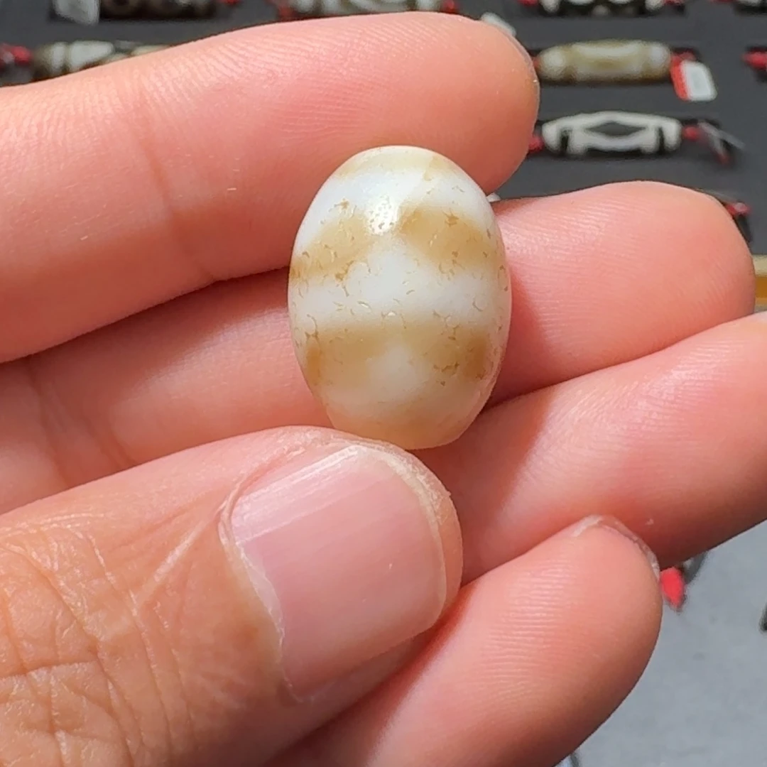 玛瑙/玉髓颈饰未镶嵌57