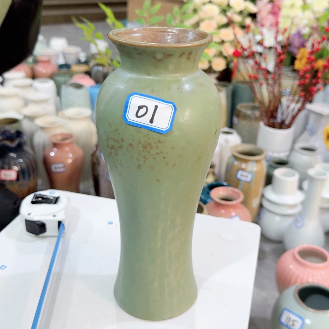 01号陶瓷高25厘米微瑕一个