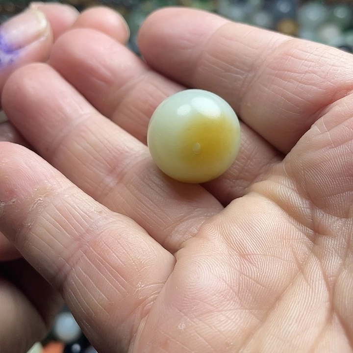 颈饰未镶嵌和田玉健****富