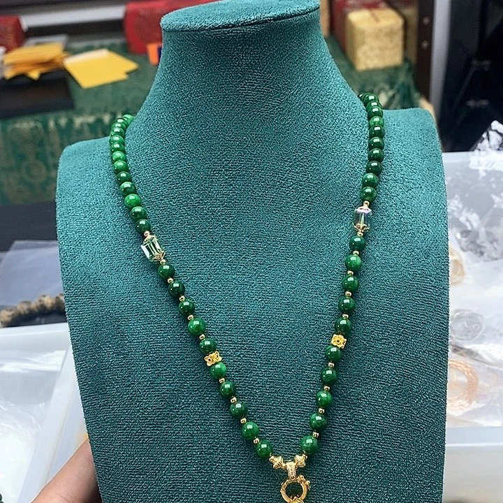 翡翠未镶嵌戒指888