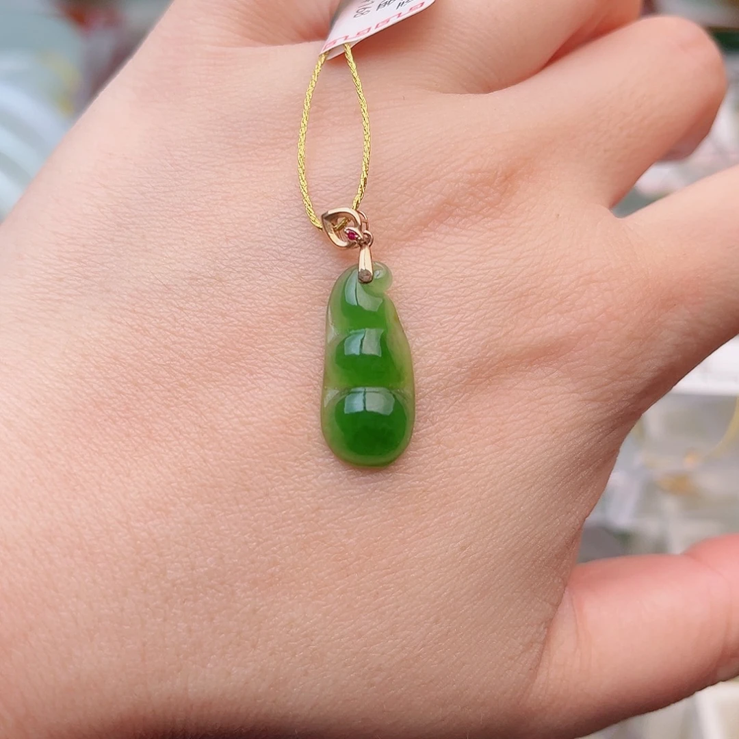 和田玉18K金镶嵌颈饰