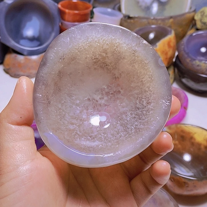 玛瑙/玉髓，未镶嵌吴*?