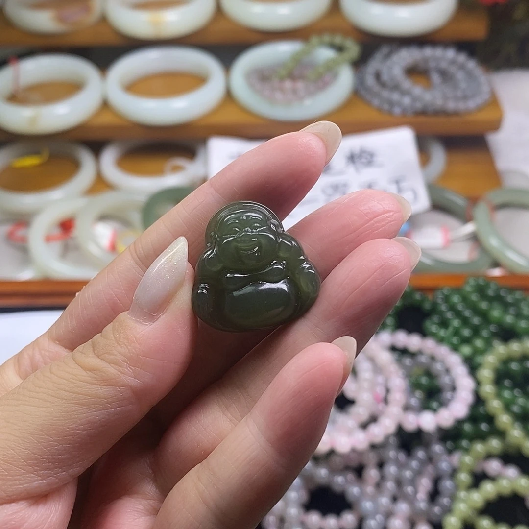 和田玉未镶嵌颈饰1****?