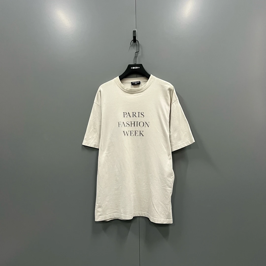 99新 Balenciaga/巴黎世家 c214马赛克字母印花短袖 XXS码