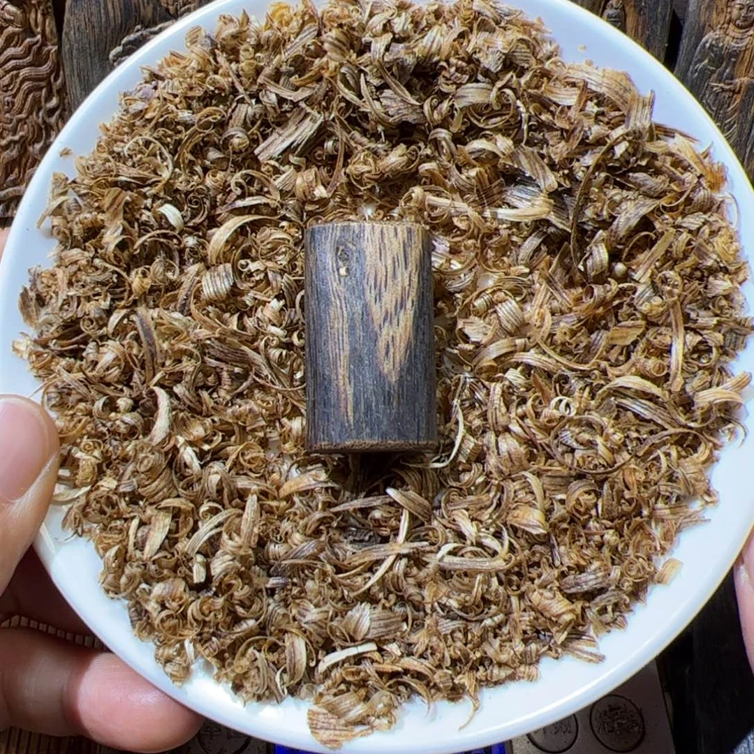 沉香碎屑沉香黑棋素牌5.9克