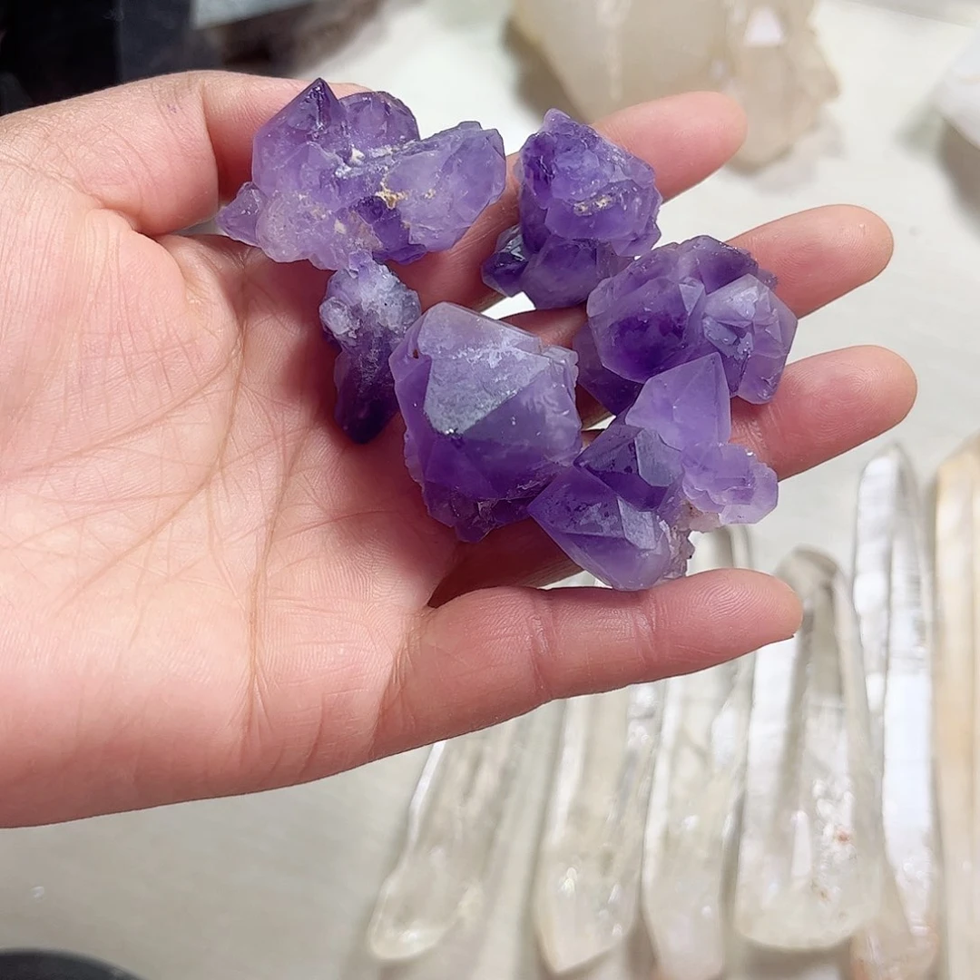 水晶天然水晶原石未镶嵌月***?