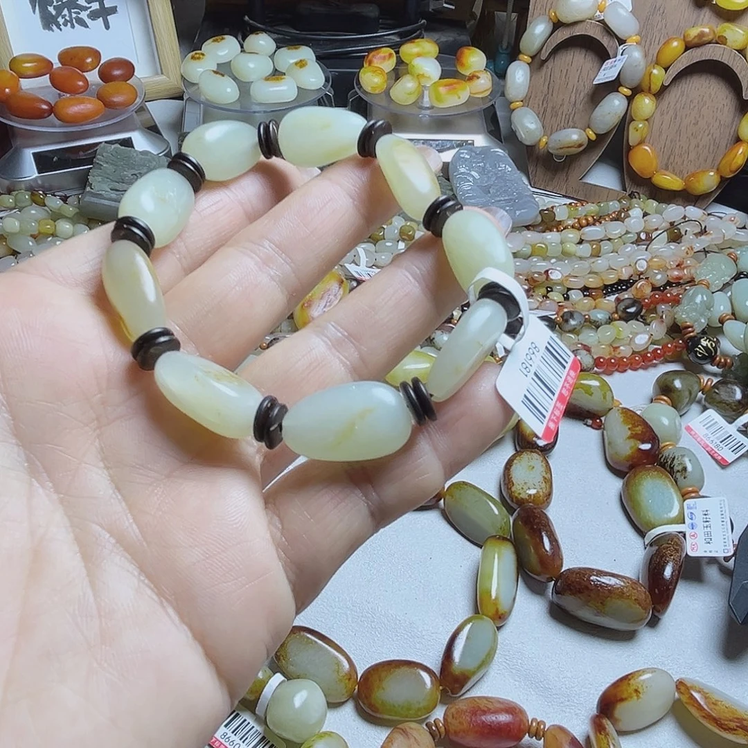 和田玉（糖玉）未镶嵌手链