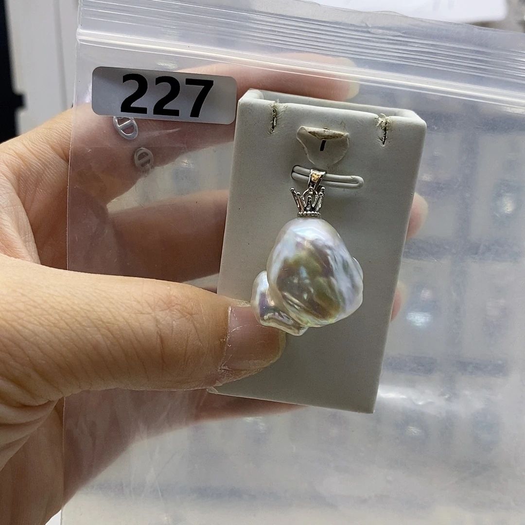 合金耳饰淡水珍珠