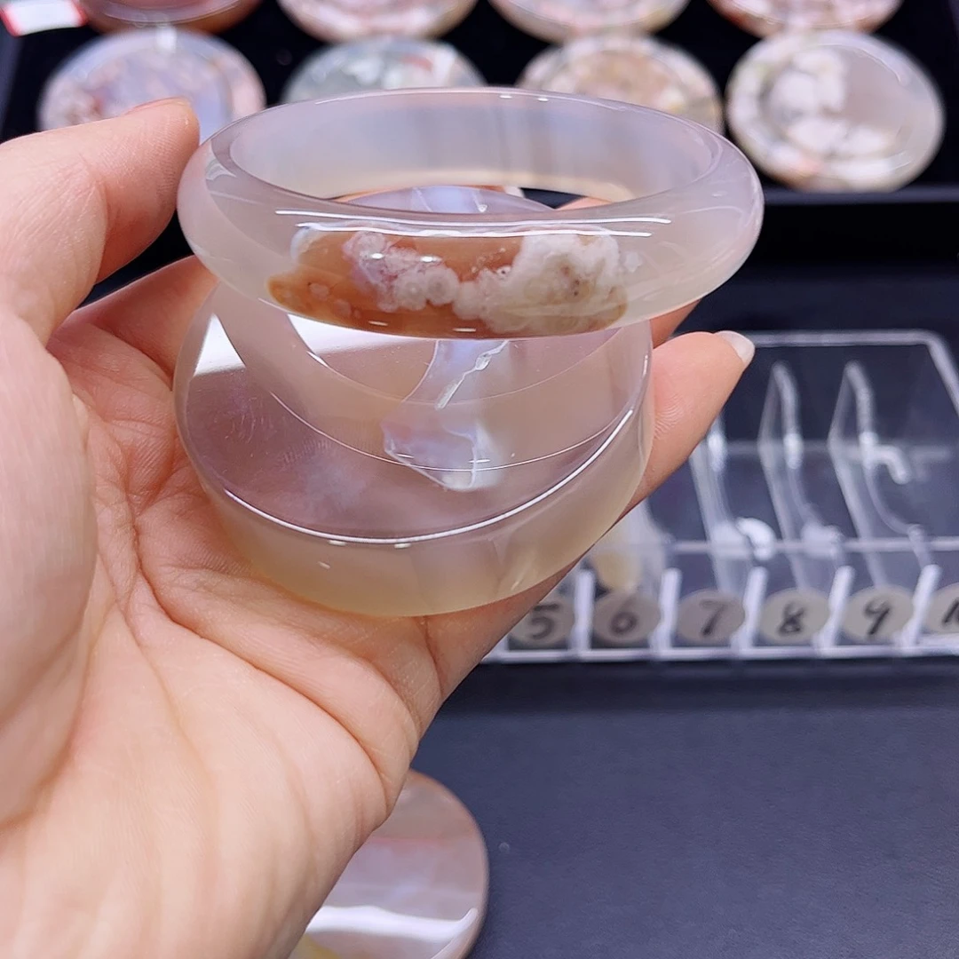 玛瑙/玉髓手镯未镶嵌小*子060